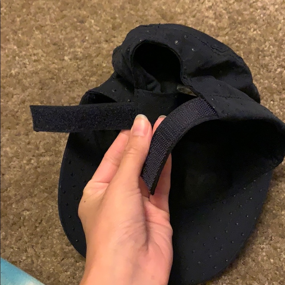 Hat - Picture 6 of 6